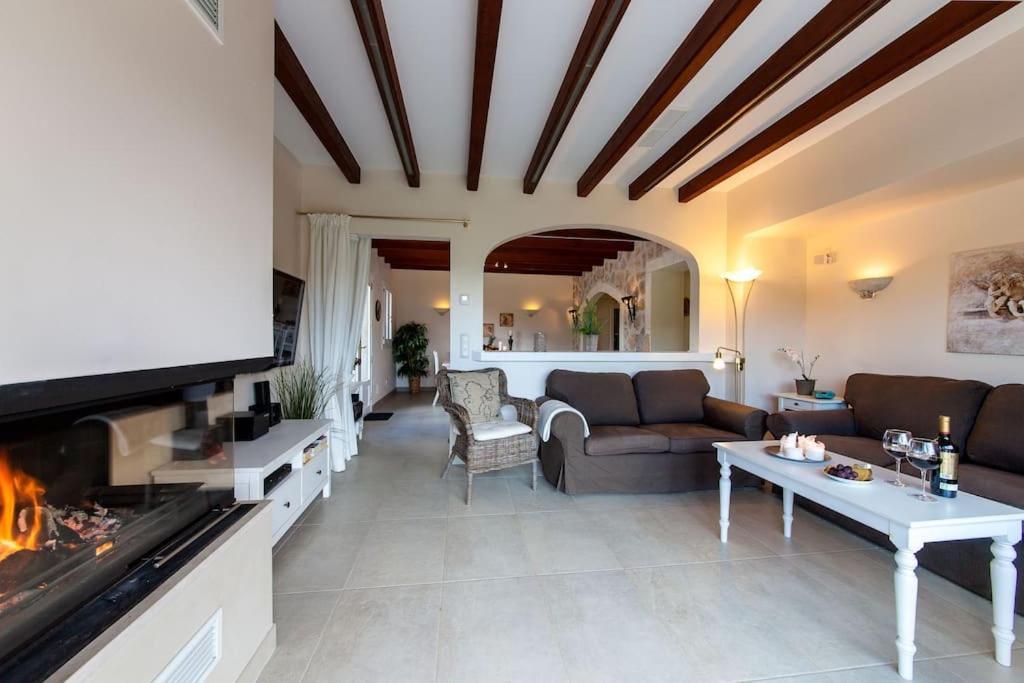 Wellnatura Mit Sauna, Kamine, Badewanne Ferienhaus